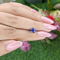 1.07 Ct. Purplish Blue Sapphire from Tanzania Life Style
