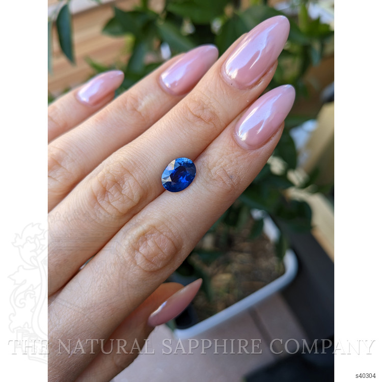 4.00 Ct. Blue Sapphire from Ceylon (Sri Lanka)