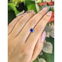 1.33 Ct. Blue Sapphire from Ceylon (Sri Lanka) Life Style