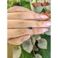 0.94 Ct. Blue Sapphire from Ceylon (Sri Lanka) Life Style