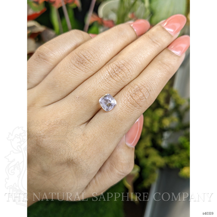 3.34 Ct. Pink Sapphire from Ceylon (Sri Lanka)