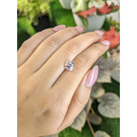 3.34 Ct. Pink Sapphire from Ceylon (Sri Lanka) Life Style