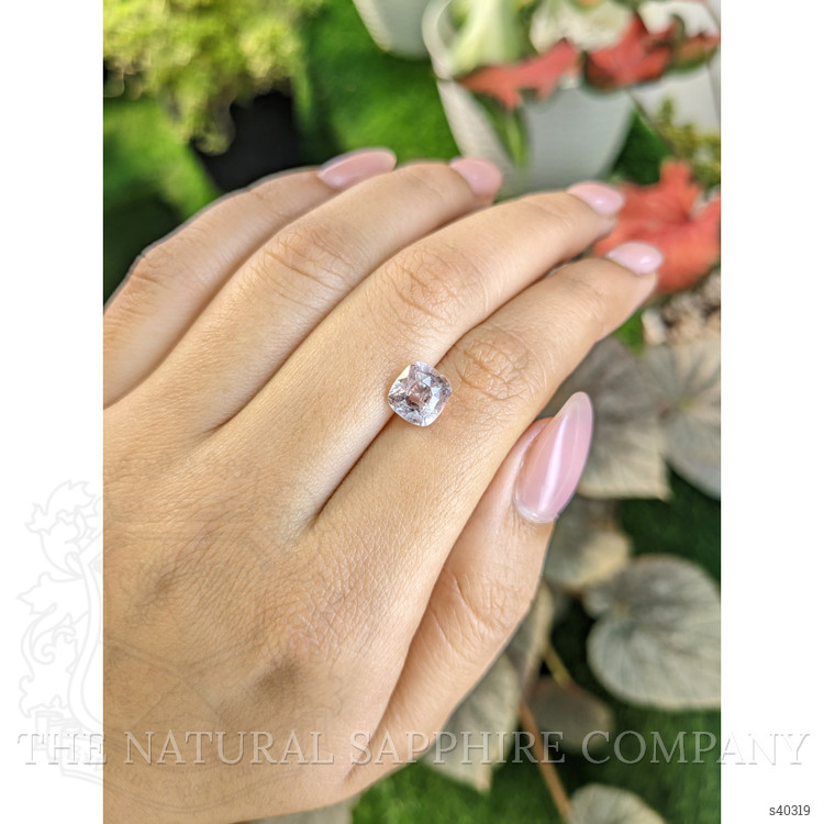 3.34 Ct. Pink Sapphire from Ceylon (Sri Lanka)