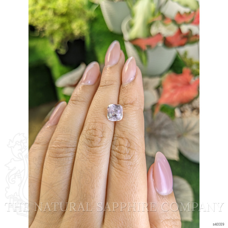 3.34 Ct. Pink Sapphire from Ceylon (Sri Lanka)