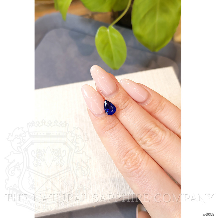 2.23 Ct. Blue Sapphire from Ceylon (Sri Lanka)