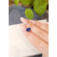 2.14 Ct. Blue Sapphire from Ceylon (Sri Lanka) Life Style
