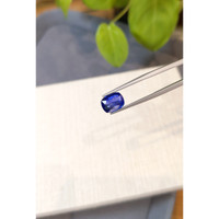2.91 Ct. Blue Sapphire from Ceylon (Sri Lanka) Life Style