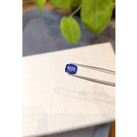 2.41 Ct. Blue Sapphire from Ceylon (Sri Lanka) Life Style