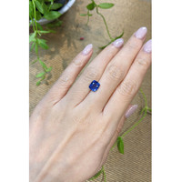 2.48 Ct. Blue Sapphire from Ceylon (Sri Lanka) Life Style