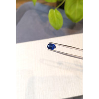 2.01 Ct. Blue Sapphire from Ceylon (Sri Lanka) Life Style