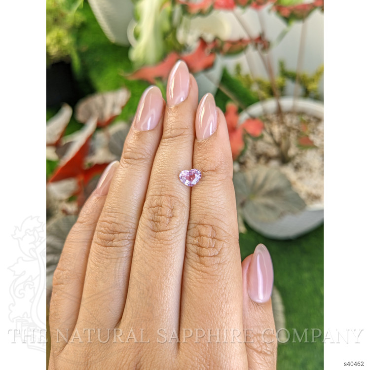 1.06 Ct. Pink Sapphire from Ceylon (Sri Lanka)