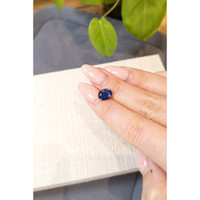 2.31 Ct. Blue Sapphire from Ceylon (Sri Lanka) Life Style