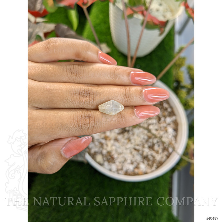 8.51 Ct. Grey Sapphire from Ceylon (Sri Lanka)