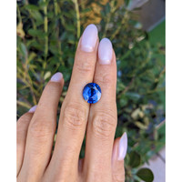 6.51 Ct. Blue Sapphire from Ceylon (Sri Lanka) Life Style