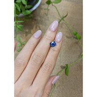 2.02 Ct. Blue Sapphire from Ceylon (Sri Lanka) Life Style