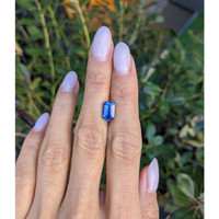 2.59 Ct. Blue Sapphire from Ceylon (Sri Lanka) Life Style