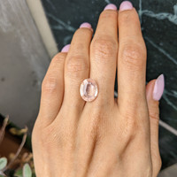 6.62 Ct. Pink Sapphire from Ceylon (Sri Lanka) Life Style