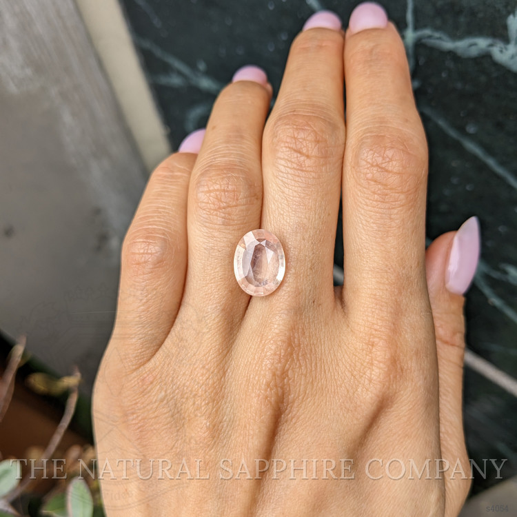 6.62 Ct. Pink Sapphire from Ceylon (Sri Lanka)