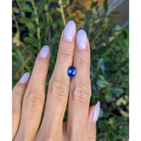 2.31 Ct. Blue Sapphire from Ceylon (Sri Lanka) Life Style