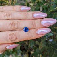 2.52 Ct. Blue Sapphire from Ceylon (Sri Lanka) Life Style