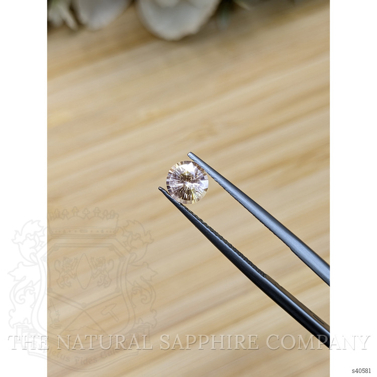 0.96 Ct. Yellow Sapphire from Ceylon (Sri Lanka)
