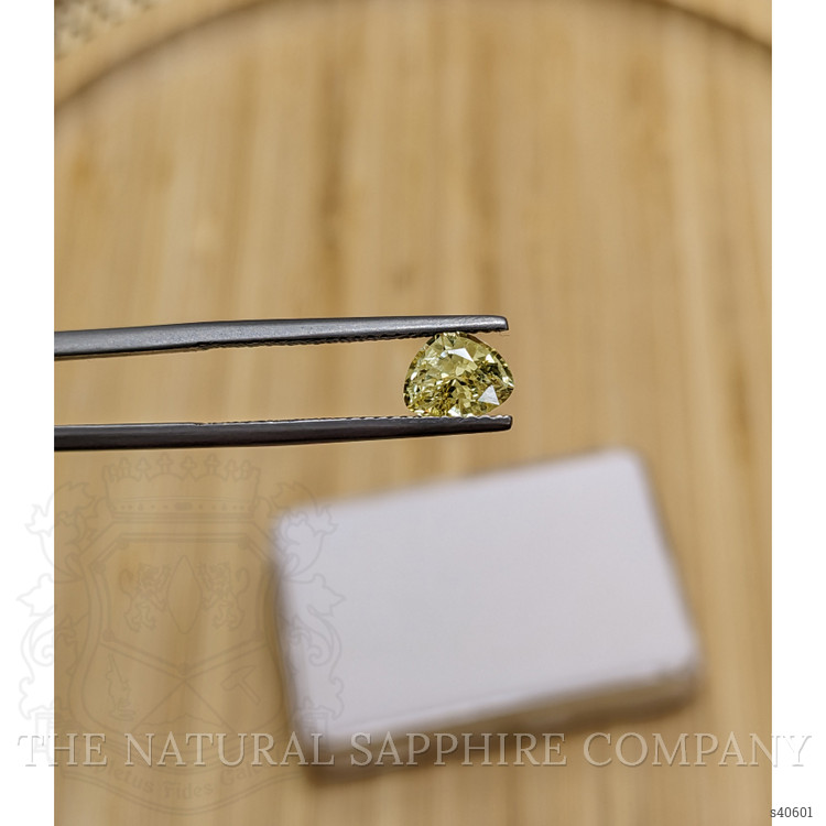 1.23 Ct. Yellow Sapphire from Ceylon (Sri Lanka)