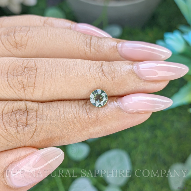 1.02 Ct. Yellowish Green Sapphire from Madagascar