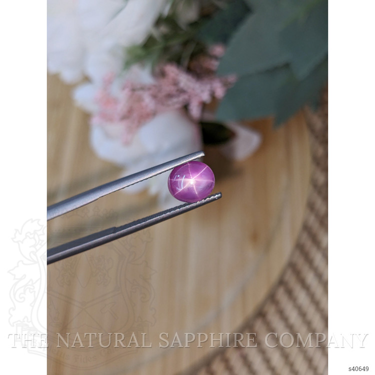 3.02 Ct. Pinkish Purple Star Sapphire from Ceylon (Sri Lanka)
