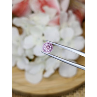 1.06 Ct. Purplish Pink Sapphire from Ceylon (Sri Lanka) Life Style