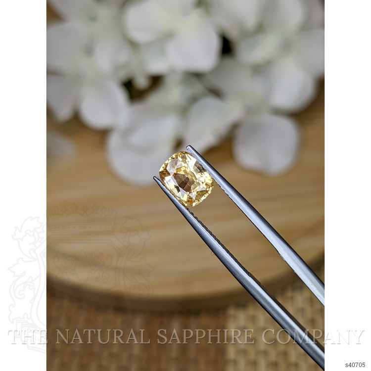 1.83 Ct. Yellow Sapphire from Ceylon (Sri Lanka)