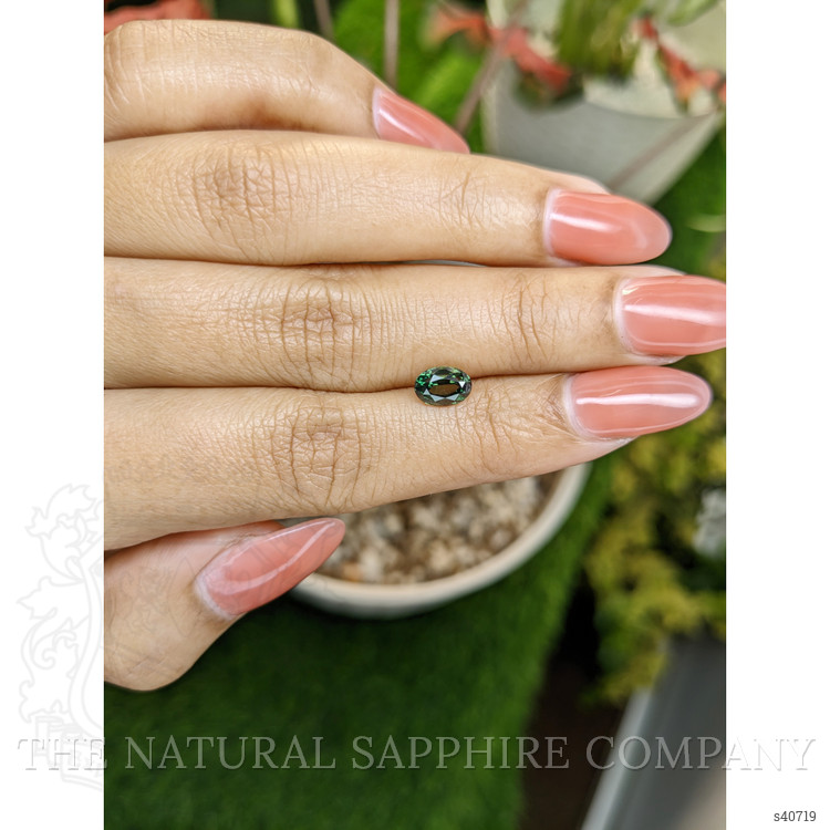 1.25 Ct. Green Sapphire from Ceylon (Sri Lanka)