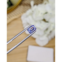 1.02 Ct. Violet Sapphire from Ceylon (Sri Lanka) Life Style
