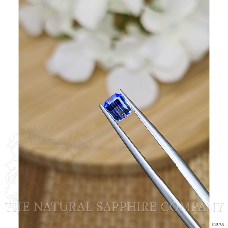 0.76 Ct. Bi Color Sapphire from Ceylon (Sri Lanka)