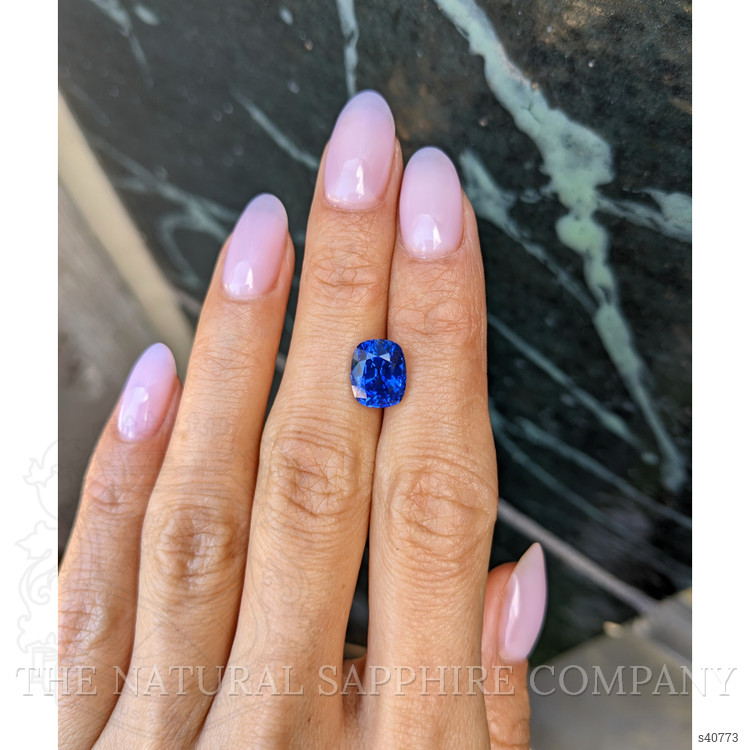 4.22 Ct. Blue Sapphire from Ceylon (Sri Lanka)