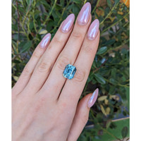 11.02 Ct. Greenish Blue Sapphire from Ceylon (Sri Lanka) Life Style