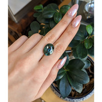 18.59 Ct. Green Sapphire from Ceylon (Sri Lanka) Life Style