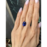 7.51 Ct. Blue Sapphire from Ceylon (Sri Lanka) Life Style