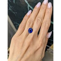 4.60 Ct. Blue Sapphire from Ceylon (Sri Lanka) Life Style