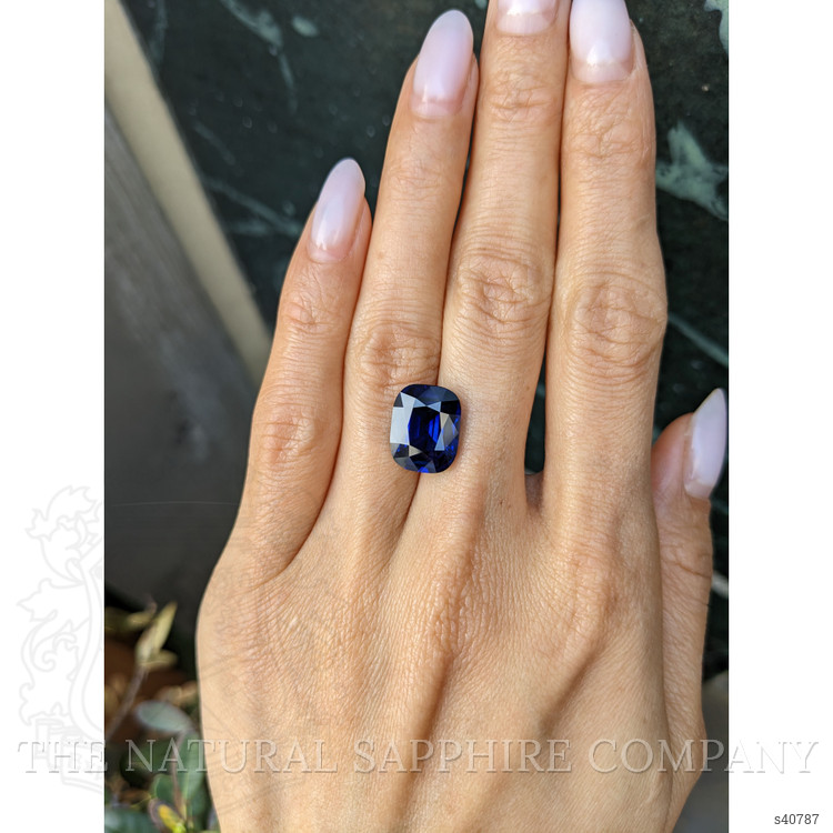 8.17 Ct. Blue Sapphire from Ceylon (Sri Lanka)