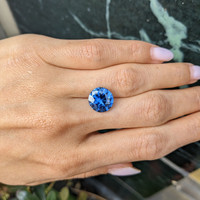 6.15 Ct. Blue Sapphire from Ceylon (Sri Lanka) Life Style
