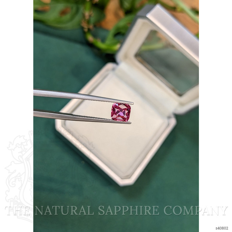 1.55 Ct. Pink Sapphire from Ceylon (Sri Lanka)