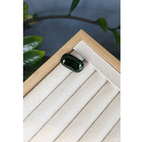 22.37 Ct. Green Sapphire from Ceylon (Sri Lanka) Life Style
