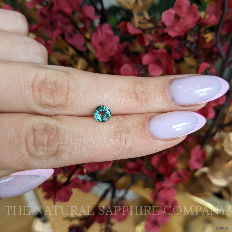 1.02 Ct. Bluish Green Sapphire from Montana