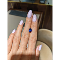 2.90 Ct. Blue Sapphire from Ceylon (Sri Lanka) Life Style