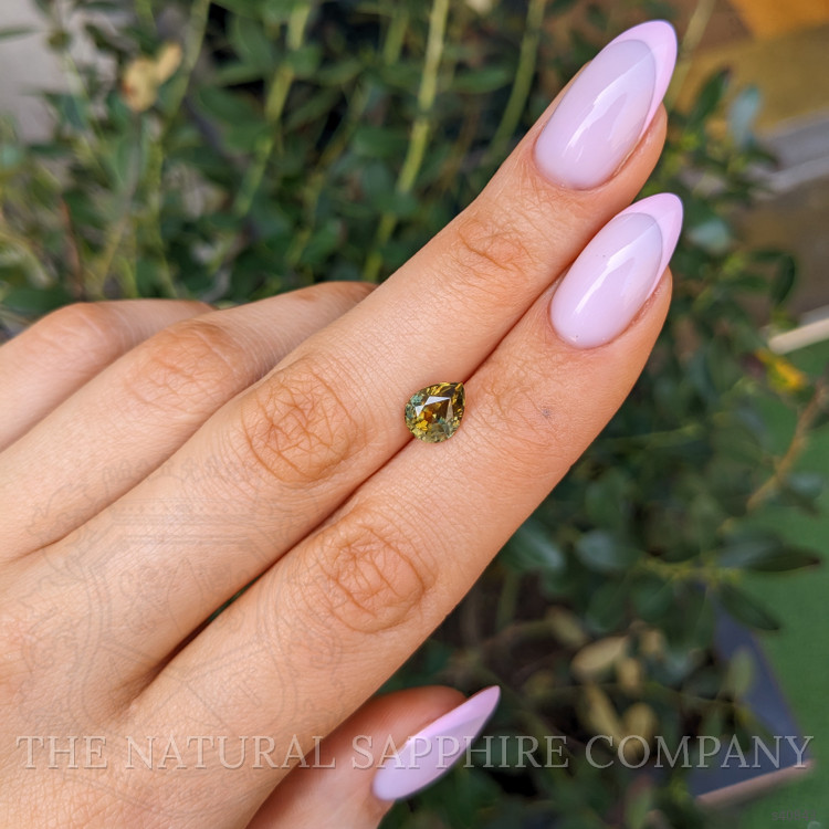 2.14 Ct. Bi Color Sapphire from Montana