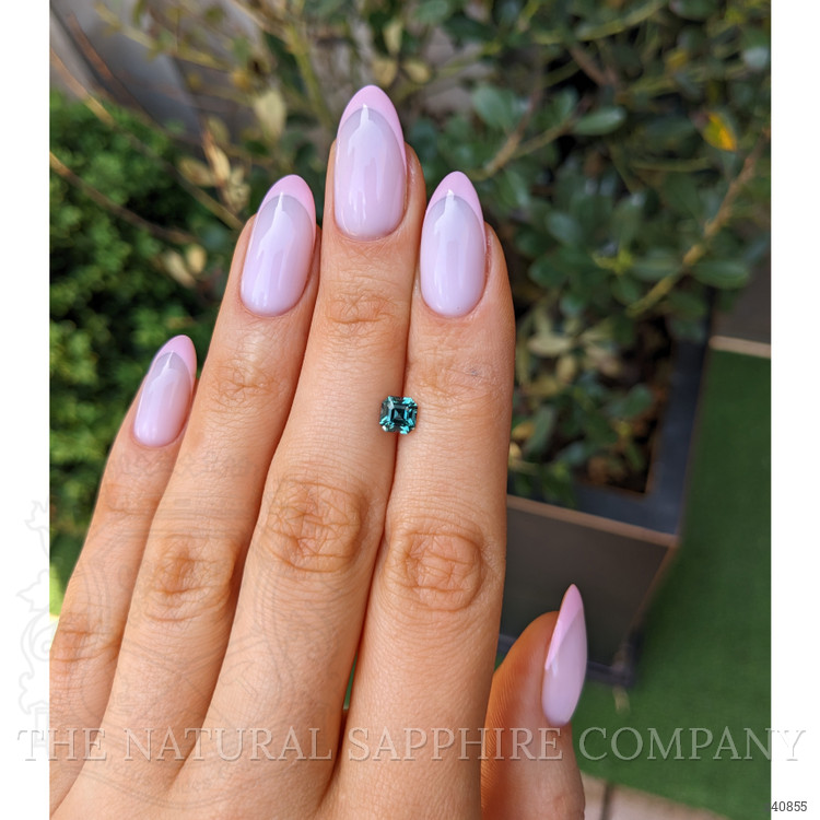 0.98 Ct. Bluish Green Sapphire from Montana