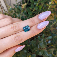 5.60 Ct. Bluish Green Sapphire from Ceylon (Sri Lanka) Life Style