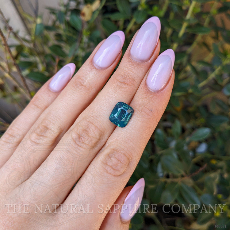 5.60 Ct. Bluish Green Sapphire from Ceylon (Sri Lanka)