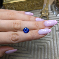 3.24 Ct. Blue Sapphire from Ceylon (Sri Lanka) Life Style