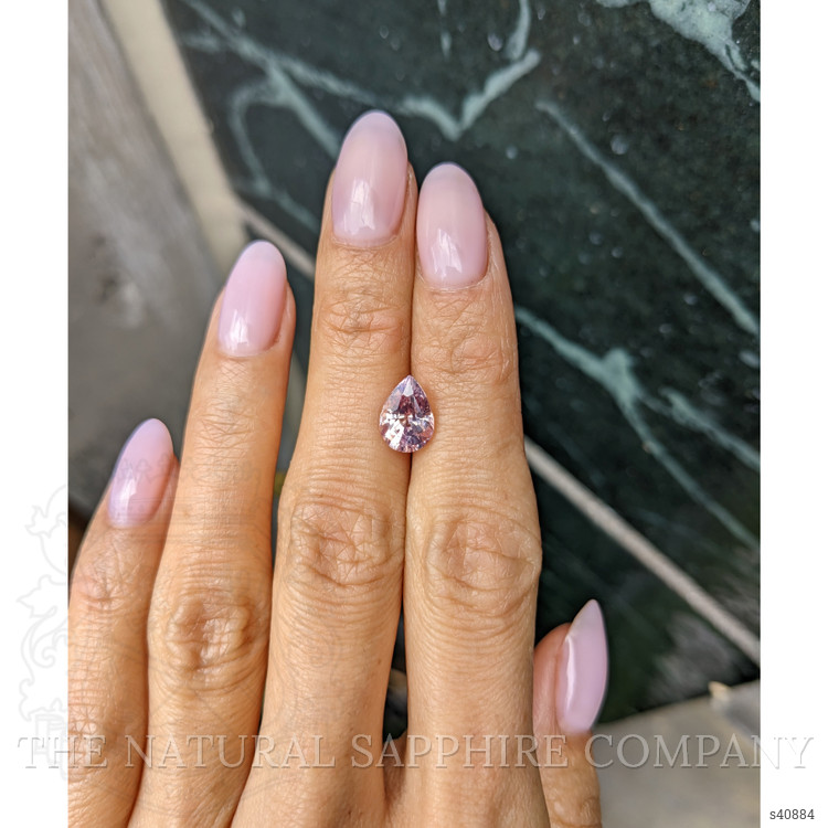2.61 Ct. Padparadscha Sapphire from Ceylon (Sri Lanka)